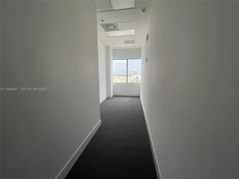 19790 W Dixie Highway Aventura FL 33180