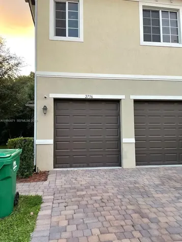 2714 SW 81 Terrace Miramar FL 33025