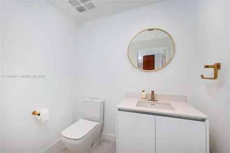 2678 Tigertail Avenue Miami FL 33133