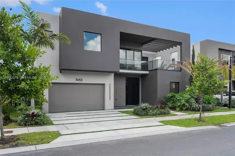 7453 NW 100th Court Doral FL 33178