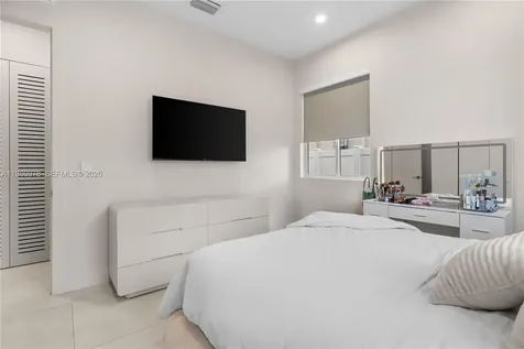 7453 NW 100th Court Doral FL 33178