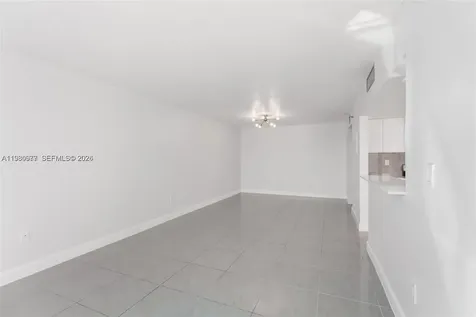17890 W Dixie Highway North Miami Beach FL 33160