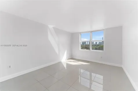 17890 W Dixie Highway North Miami Beach FL 33160