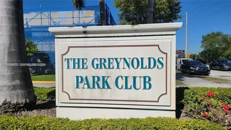 17890 W Dixie Highway North Miami Beach FL 33160