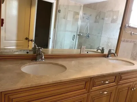 5273 NW 113th Avenue Doral FL 33178
