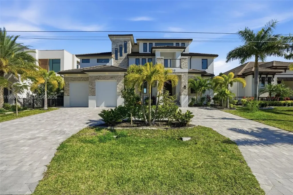 5735 Riverside Drive Cape Coral FL 33904