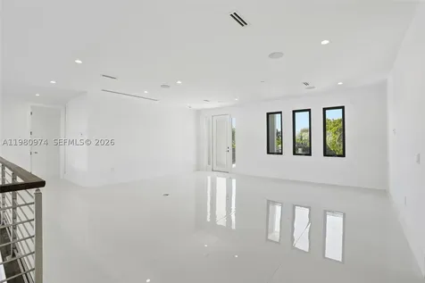 5735 Riverside Drive Cape Coral FL 33904