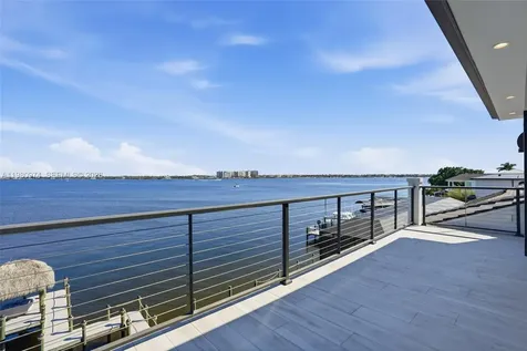 5735 Riverside Drive Cape Coral FL 33904