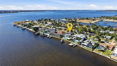 5735 Riverside Drive Cape Coral FL 33904