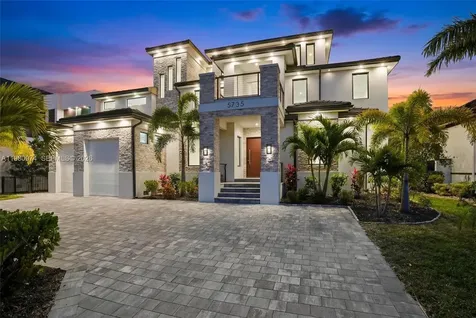 5735 Riverside Drive Cape Coral FL 33904