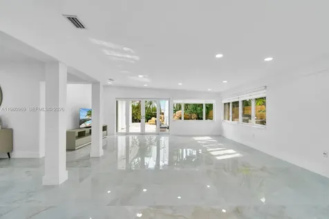 200 N Hibiscus Drive Miami Beach FL 33139