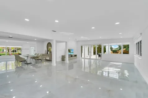 200 N Hibiscus Drive Miami Beach FL 33139