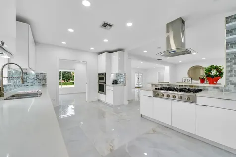 200 N Hibiscus Drive Miami Beach FL 33139