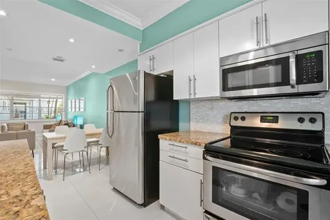 2200 S Ocean Drive Hollywood FL 33019