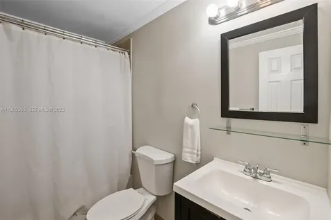 2200 S Ocean Drive Hollywood FL 33019