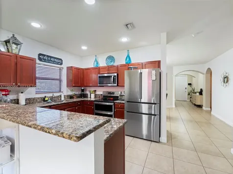 10389 SW 224th Terrace Cutler Bay FL 33190