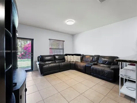 10389 SW 224th Terrace Cutler Bay FL 33190