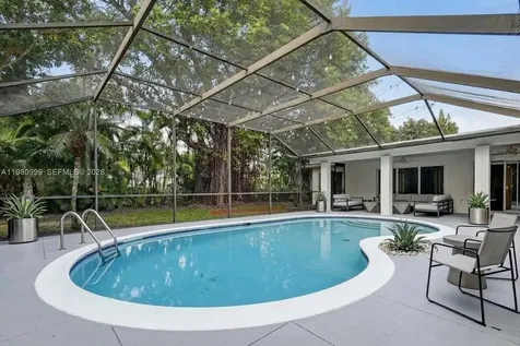 11890 SW 72nd Place Pinecrest FL 33156