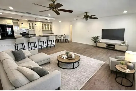 11890 SW 72nd Place Pinecrest FL 33156