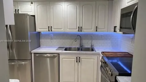 4000 Towerside Terrace Miami FL 33138