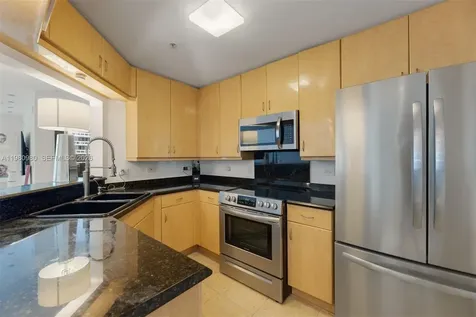 801 Brickell Key Boulevard Miami FL 33131