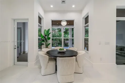 11412 NE 8th Avenue Biscayne Park FL 33161