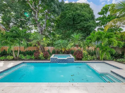 11412 NE 8th Avenue Biscayne Park FL 33161