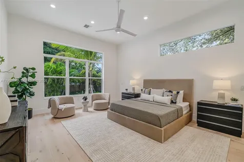 11412 NE 8th Avenue Biscayne Park FL 33161