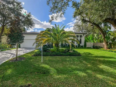 11412 NE 8th Avenue Biscayne Park FL 33161