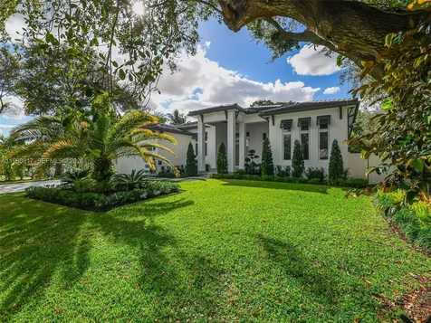11412 NE 8th Avenue Biscayne Park FL 33161
