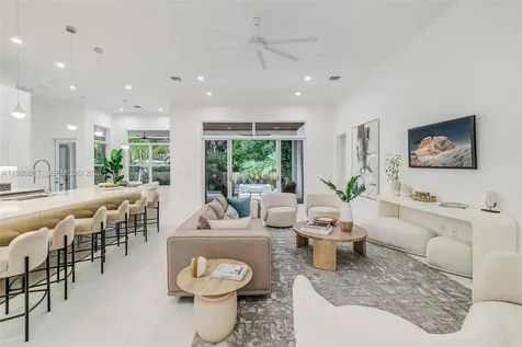 11412 NE 8th Avenue Biscayne Park FL 33161