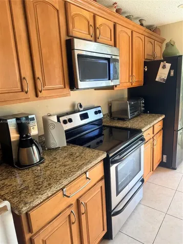9721 SW 213th Terrace Cutler Bay FL 33189
