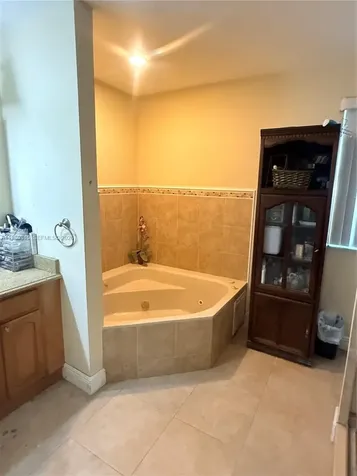 9721 SW 213th Terrace Cutler Bay FL 33189