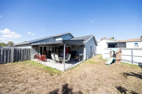 15260 SW 57th Street Miami FL 33193