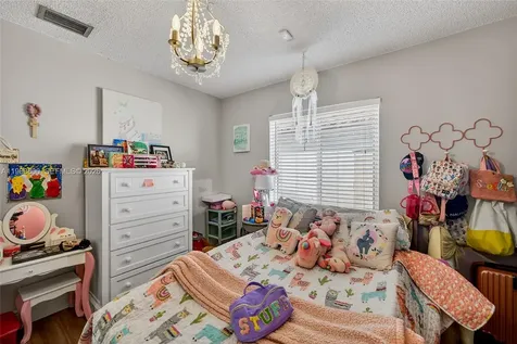 15260 SW 57th Street Miami FL 33193