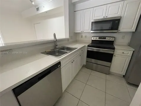 6821 SW 44th Street Miami FL 33155