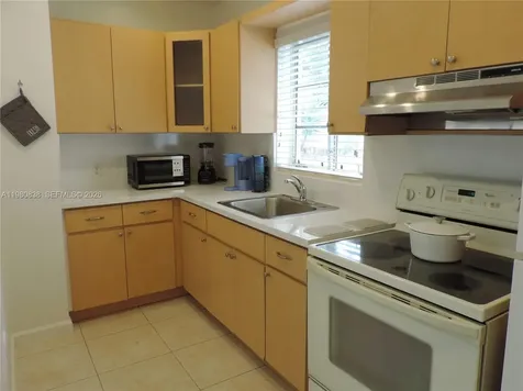 3134 SW 25th Terrace Miami FL 33133