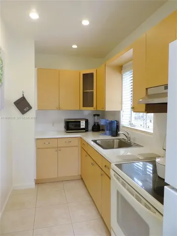 3134 SW 25th Terrace Miami FL 33133