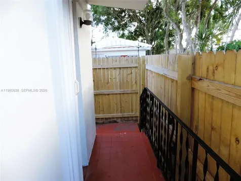 3134 SW 25th Terrace Miami FL 33133