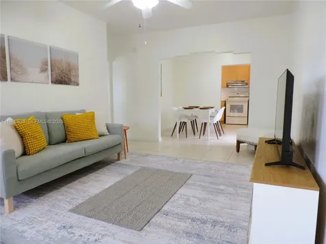3134 SW 25th Terrace Miami FL 33133