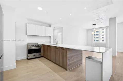 701 Brickell Key Boulevard Miami FL 33131