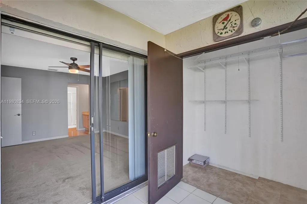 7681 Tahiti Lane Lake Worth FL 33467