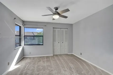 7681 Tahiti Lane Lake Worth FL 33467