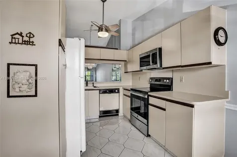 7681 Tahiti Lane Lake Worth FL 33467