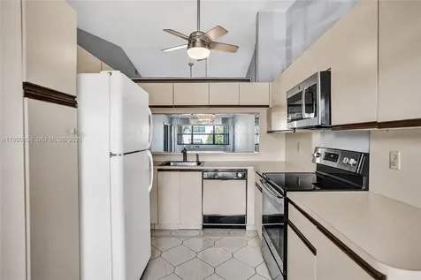 7681 Tahiti Lane Lake Worth FL 33467