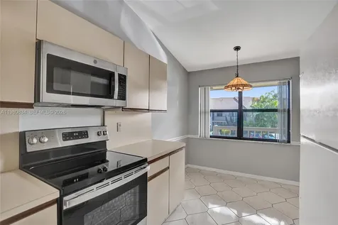 7681 Tahiti Lane Lake Worth FL 33467