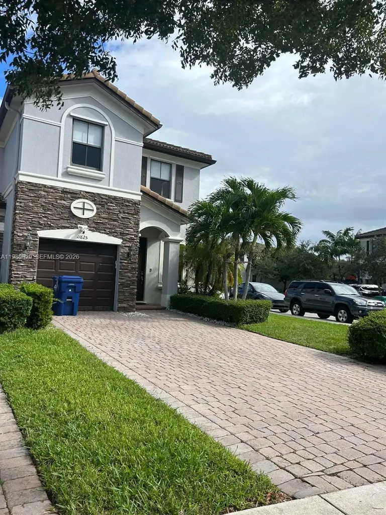 11625 NW 87th Lane Doral FL 33178