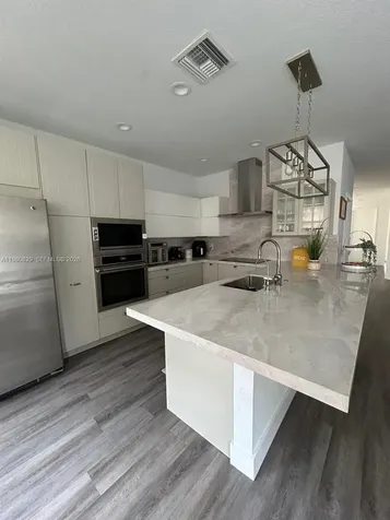 11625 NW 87th Lane Doral FL 33178