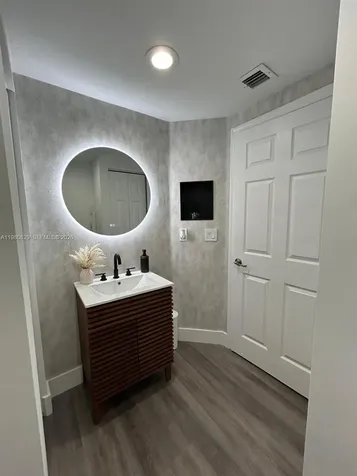 11625 NW 87th Lane Doral FL 33178