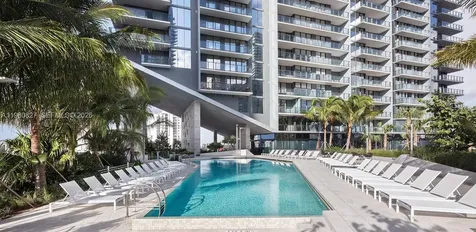 88 SW 7th Street Miami FL 33130